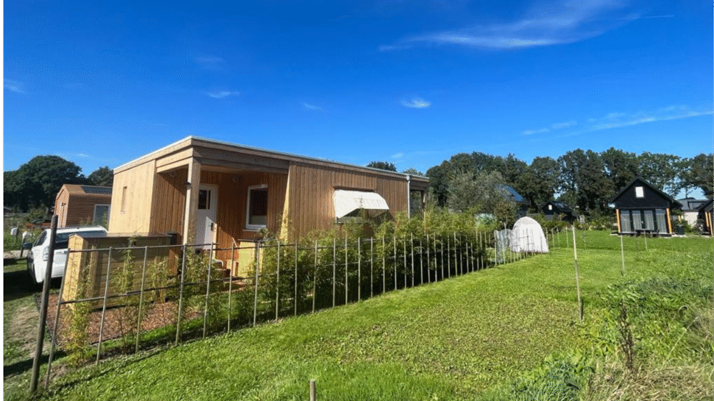 Modulair huis op duurzame funderingspalen zonder beton, Duurzame funderingspalen in de grond geschroefd voor modulaire woning